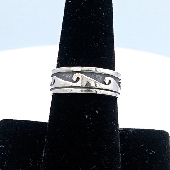 Vintage Sterling Silver Wave Scroll Oxidized Band Ring - Picture 2 of 15